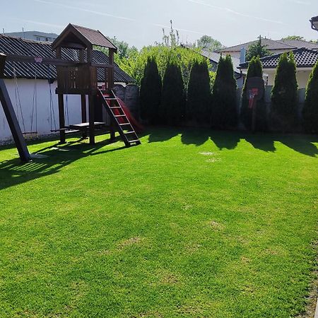 Villa Cuba Veľký Meder 외부 사진