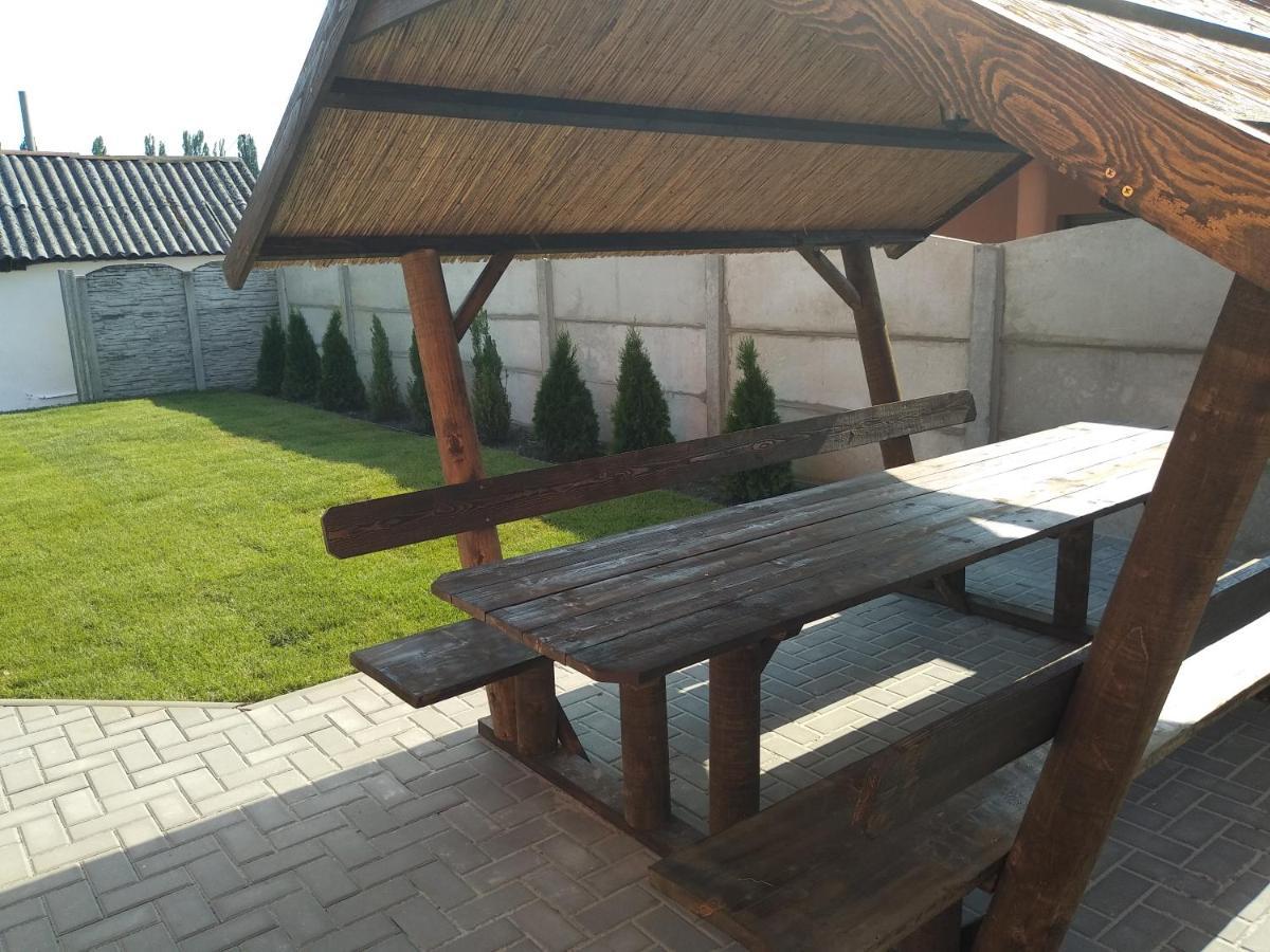 Villa Cuba Veľký Meder 외부 사진