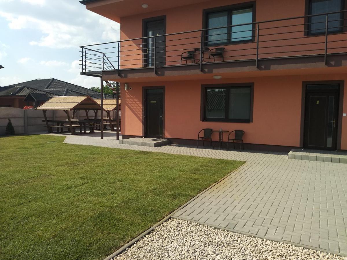 Villa Cuba Veľký Meder 외부 사진