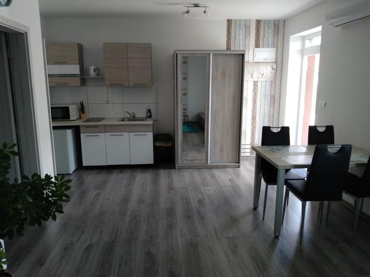 Villa Cuba Veľký Meder 외부 사진