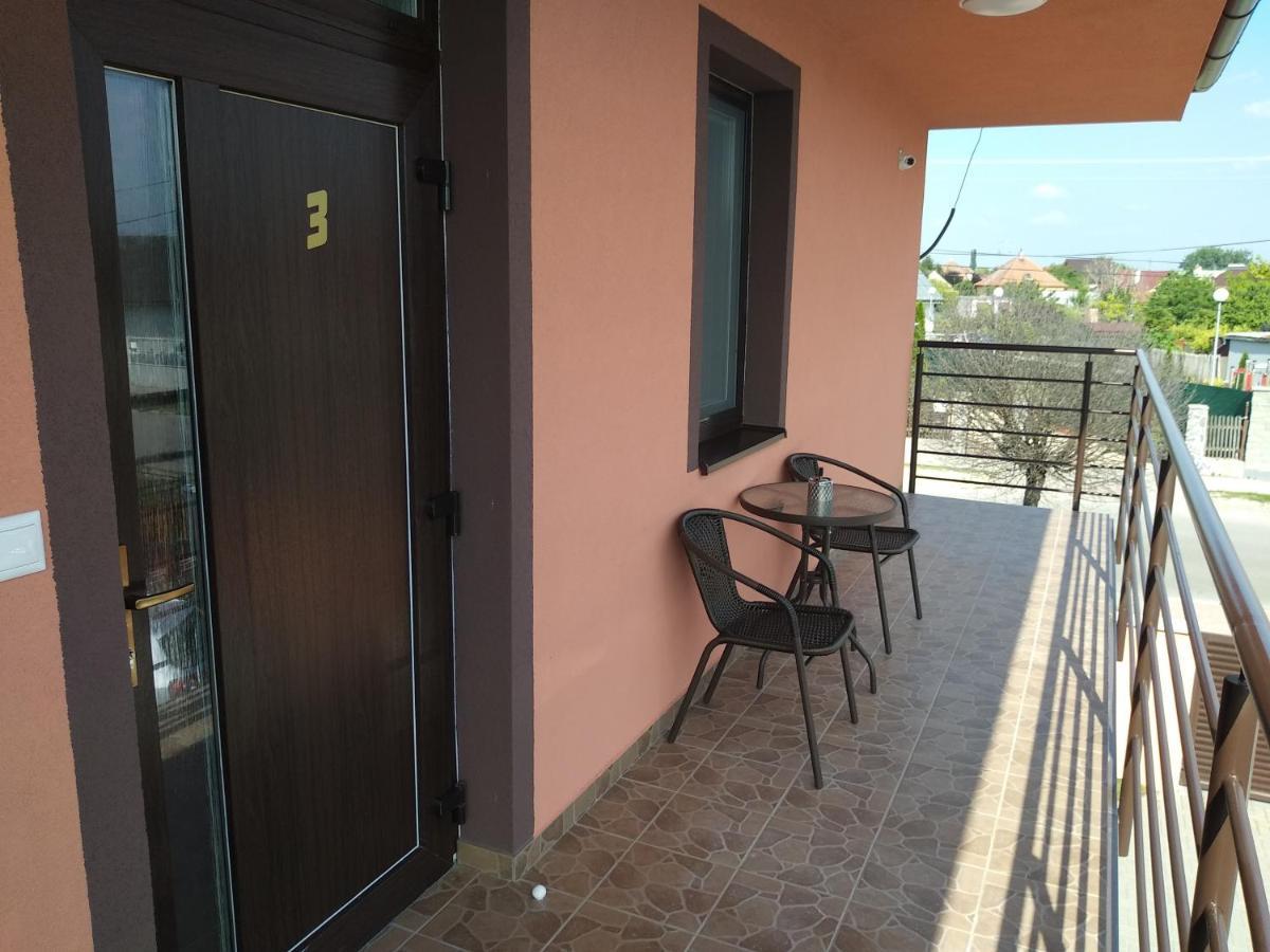 Villa Cuba Veľký Meder 외부 사진